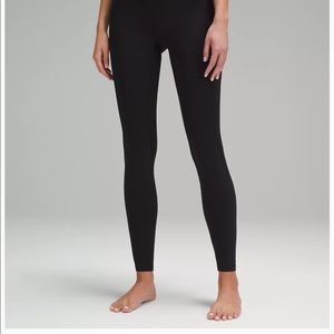 Lulu Lemon Align w/ Pockets - size 4